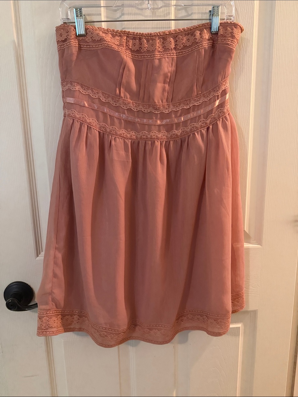 Forever 21 Strapless Lace-Trim Dress in Dusty Rose